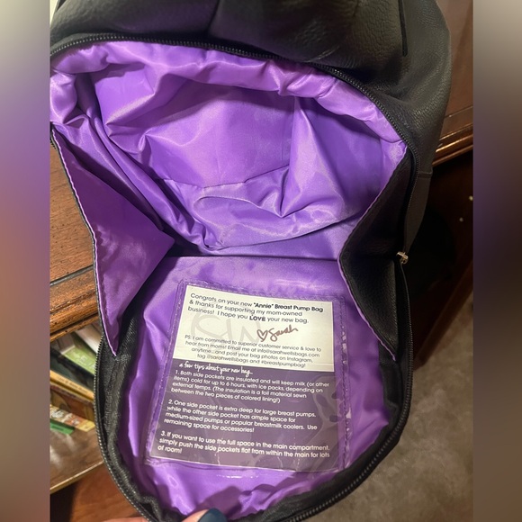 Sara Wells “Annie” Pumping Bag - Picture 6 of 6